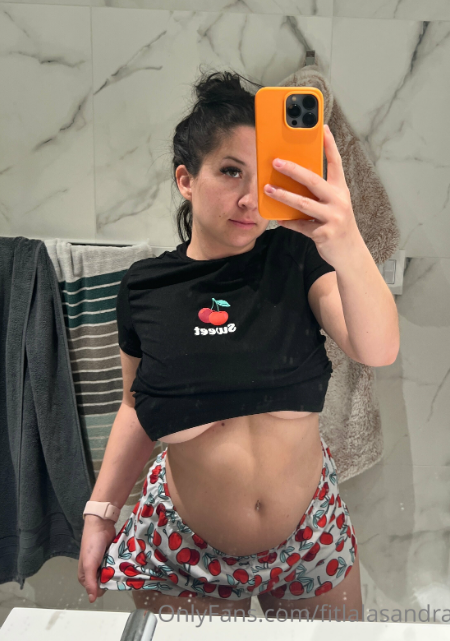 Thickgirllalla